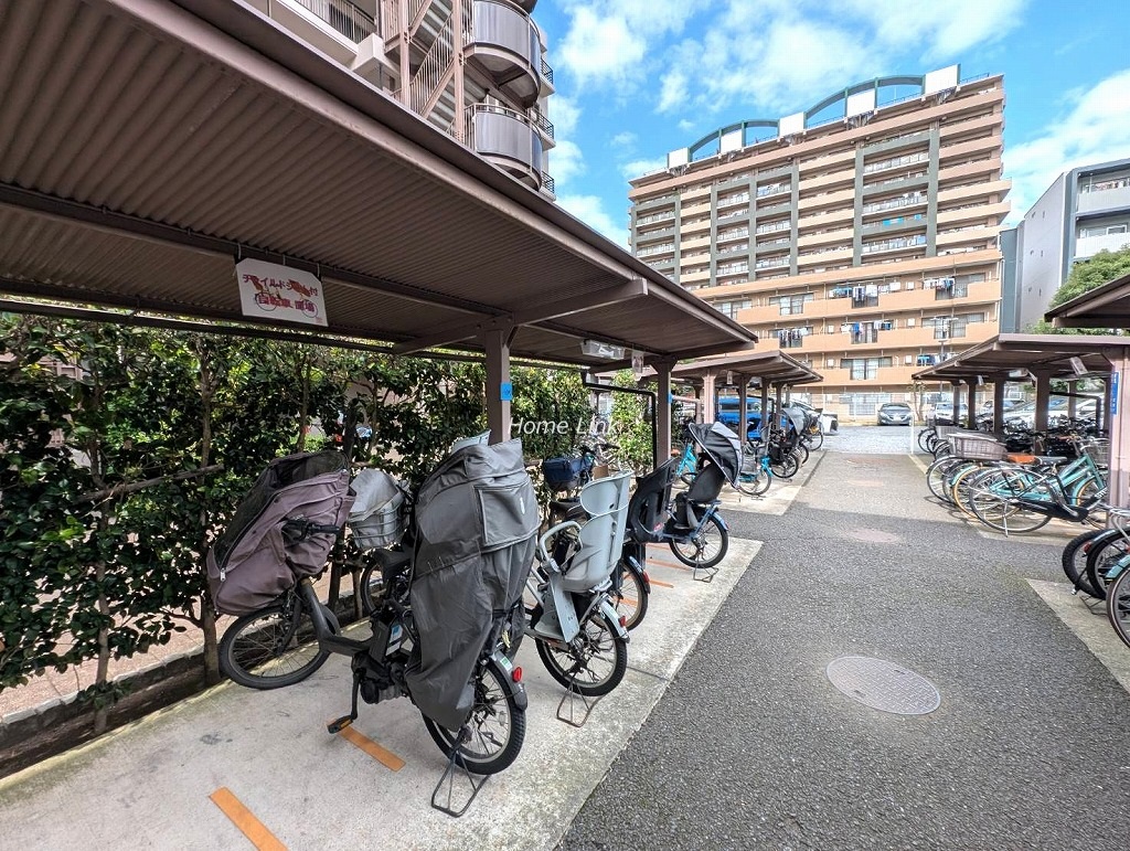 モアクレスト西台　駐輪場